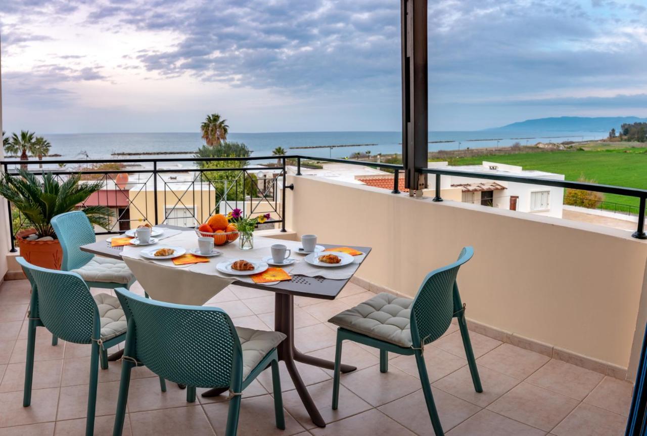 Penthouse Direkt Am Meer Polis Exterior photo