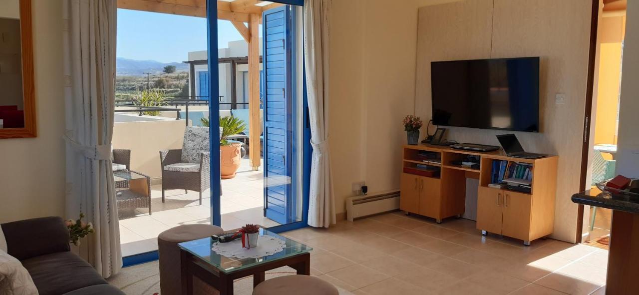 Penthouse Direkt Am Meer Polis Exterior photo